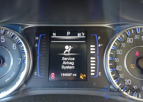 2015 Chrysler 200 Limited z USA, uszkodzony, nr VIN 1C3CCCAB2FN737710